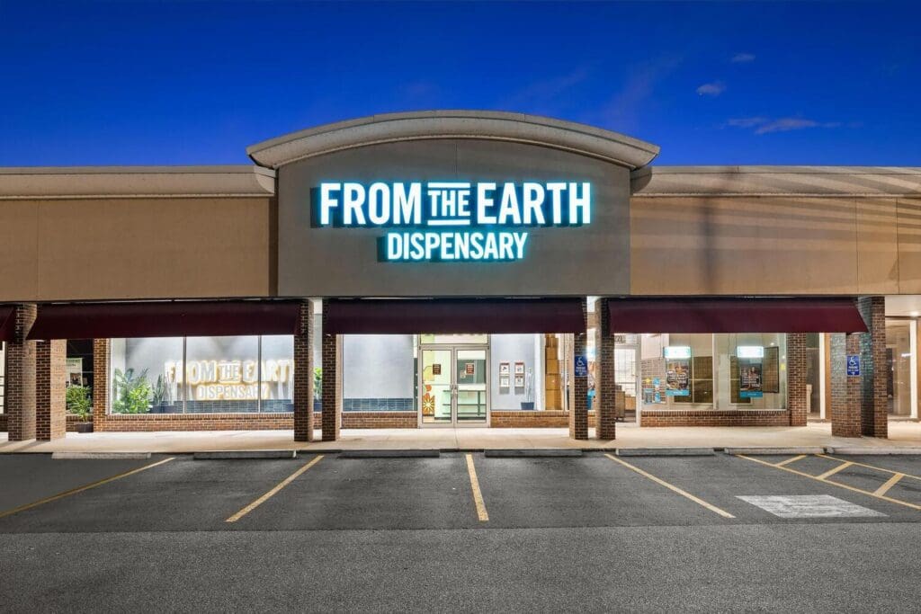 from the earth dispensary state line