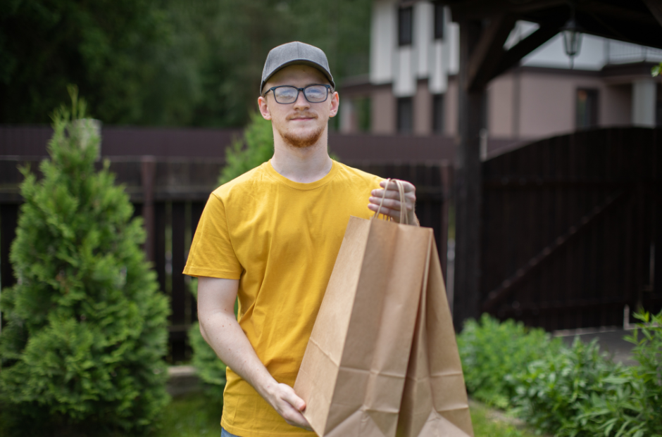 cannabis delivery driver in raytown
